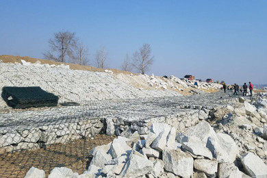 2mm Anticorrosive Gabion Wire Mesh Malleable Steel